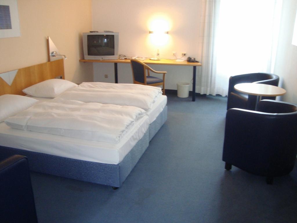 PRIMA Hotel Havelland Groß Kreutz Rom bilde